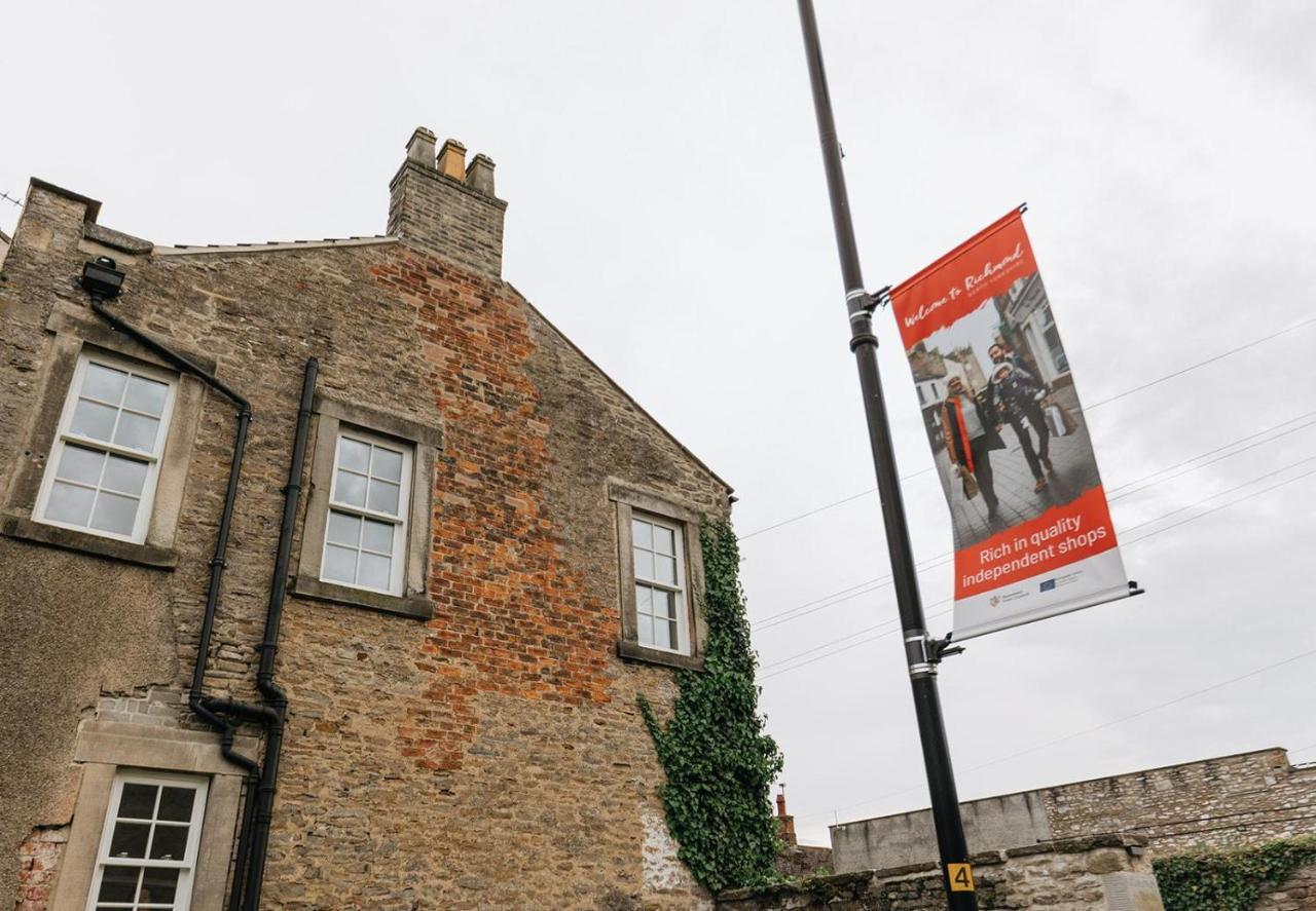 Wensleydale, Old School Rooms - Ground Floor Luxury Apartment In Richmond, North Yorkshire Richmond  Bagian luar foto